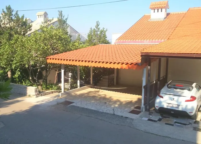 Apartman With Parking Spaces Klenovica, Novi Vinodolski - 11028 *